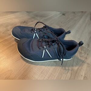 Xero Shoes Women’s size 11 Prio
